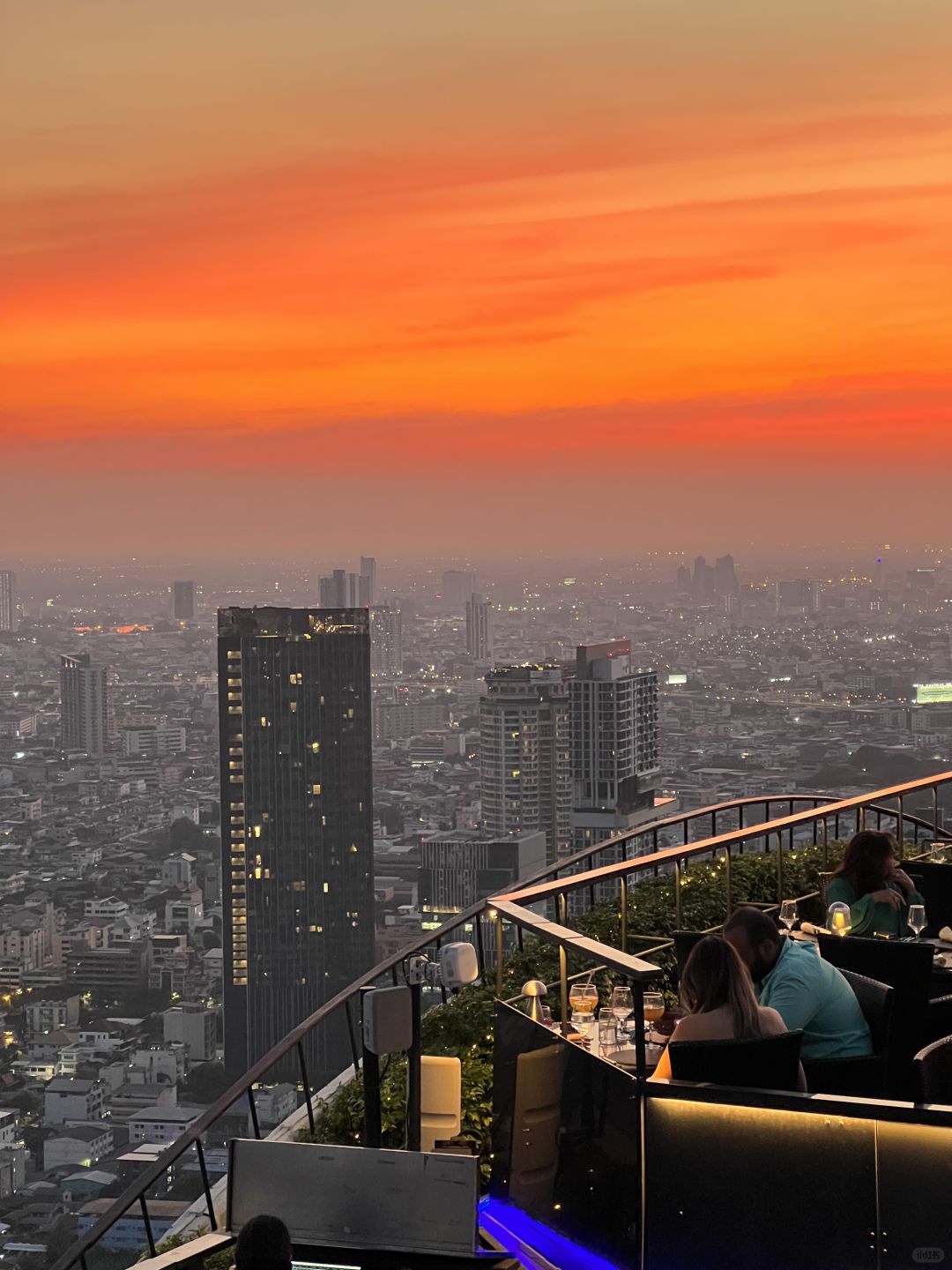 Bangkok-Moon Bar, sky bar on the 59th floor of Banyan Tree Hotel Bangkok, overlooks the entire city