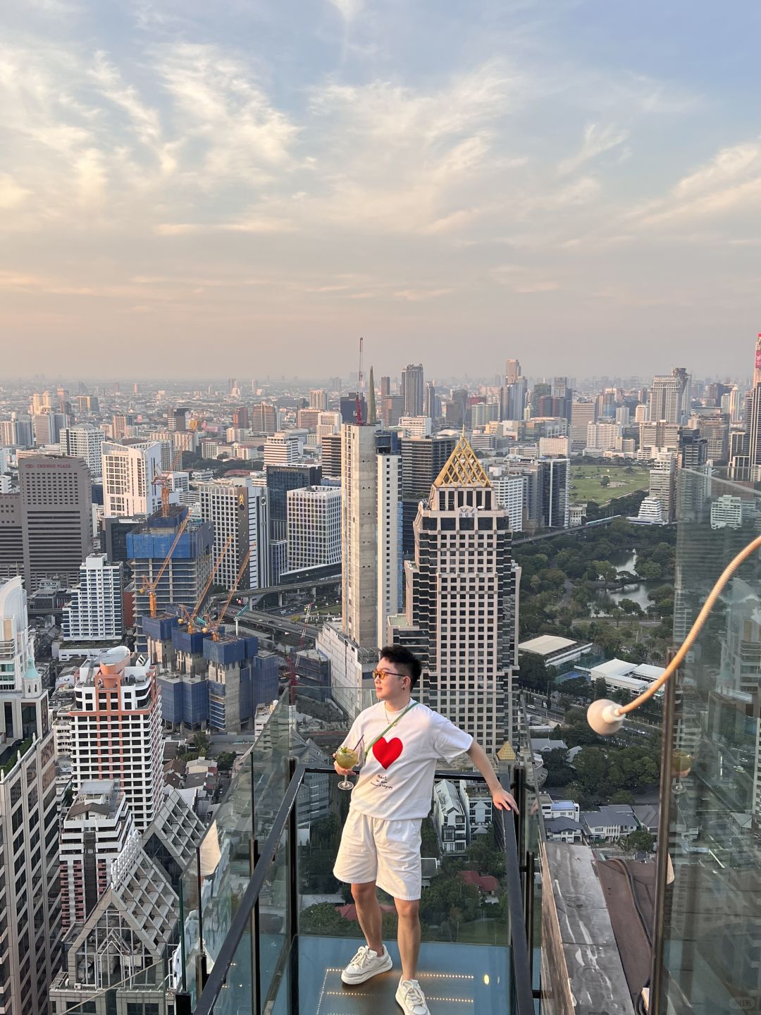 Bangkok-Moon Bar, sky bar on the 59th floor of Banyan Tree Hotel Bangkok, overlooks the entire city