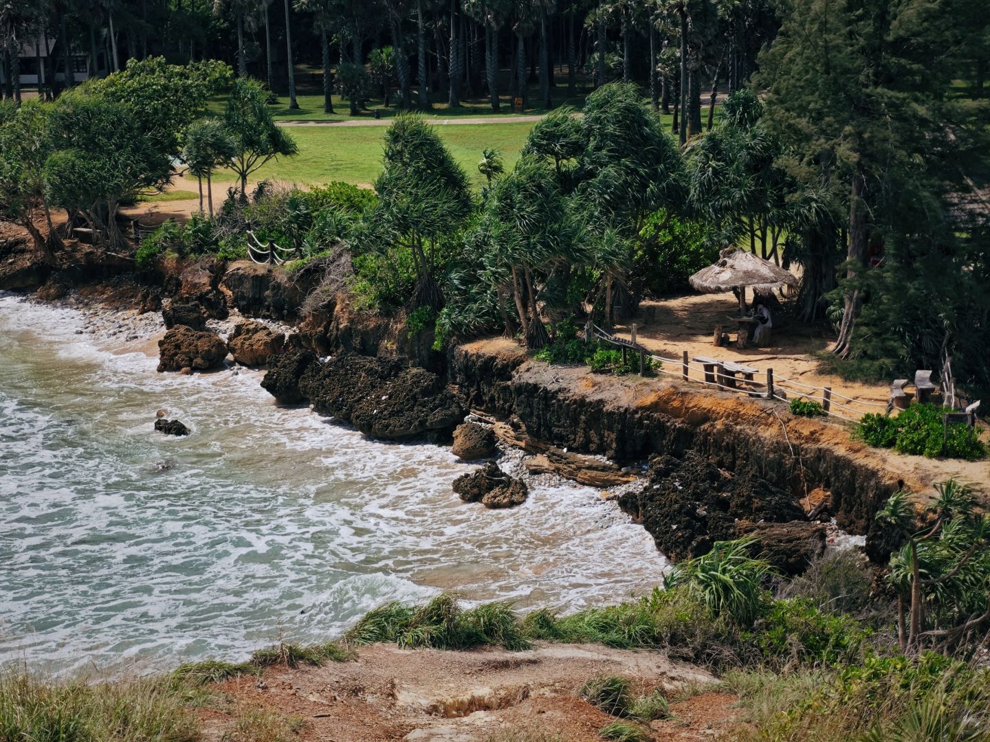 Krabi-Visit Mu Koh Lanta National Park on Krabi Island and see the happy life of lizards and monkeys