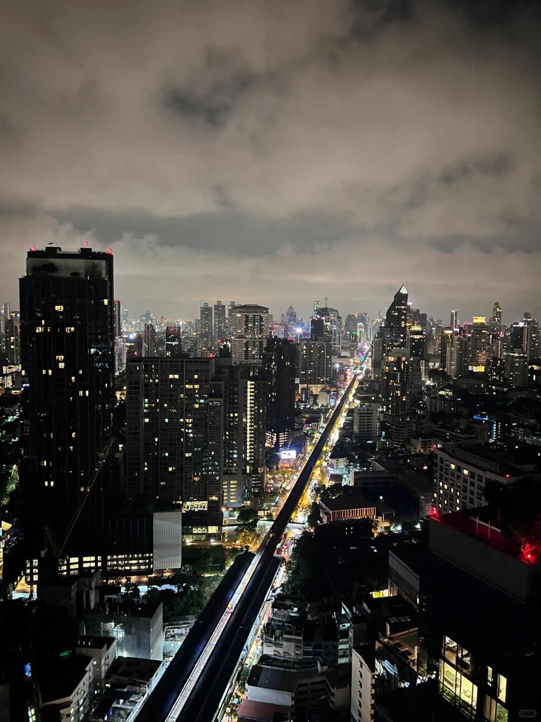 Bangkok-Tichuca Rooftop Take Bar in Bangkok, Thailand, where you can enjoy the night view of the city