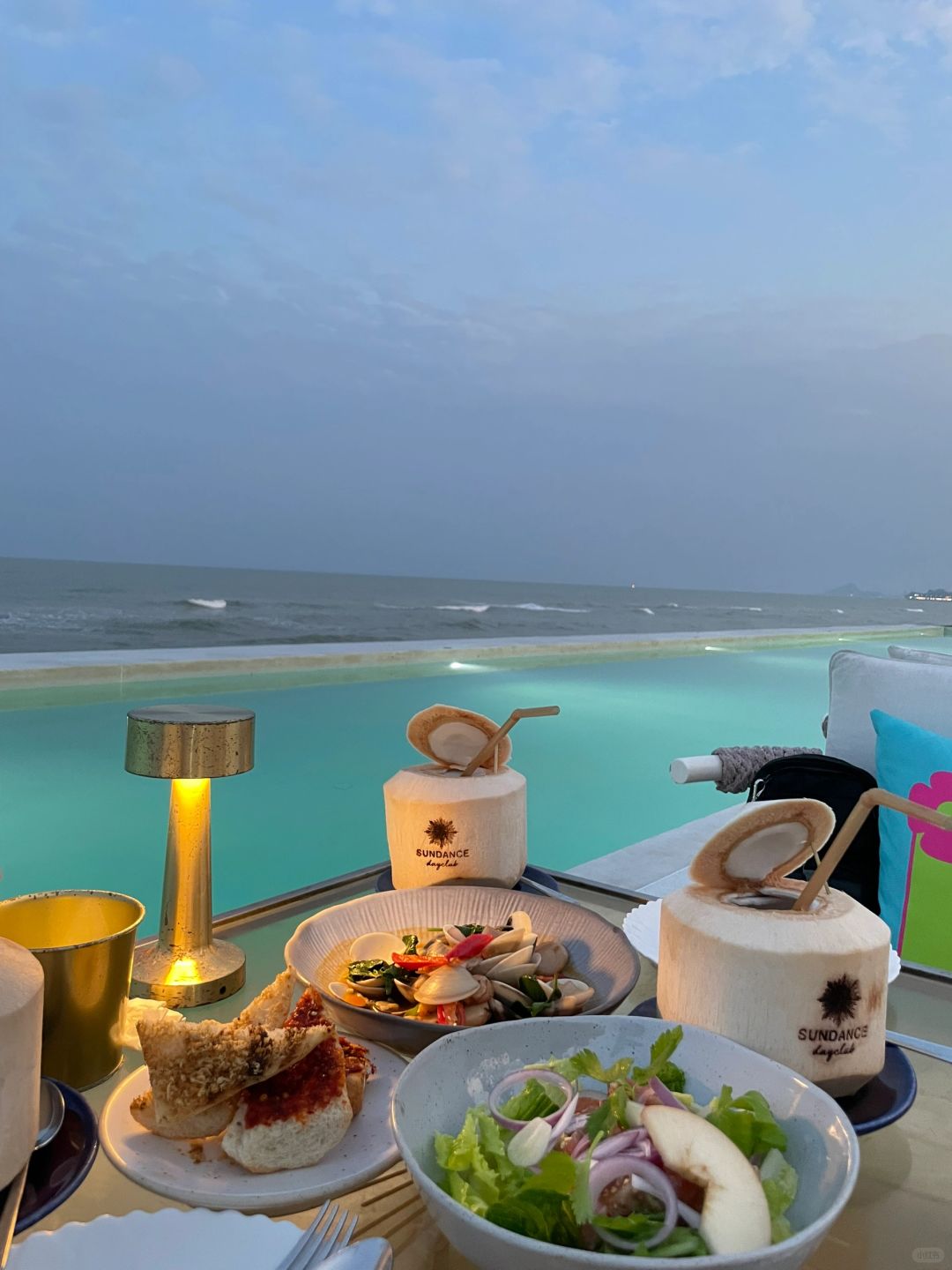 Hua Hin-Sundance Dayclub, Hua Hin's beachfront pool restaurant, offers afternoon tea and dinner