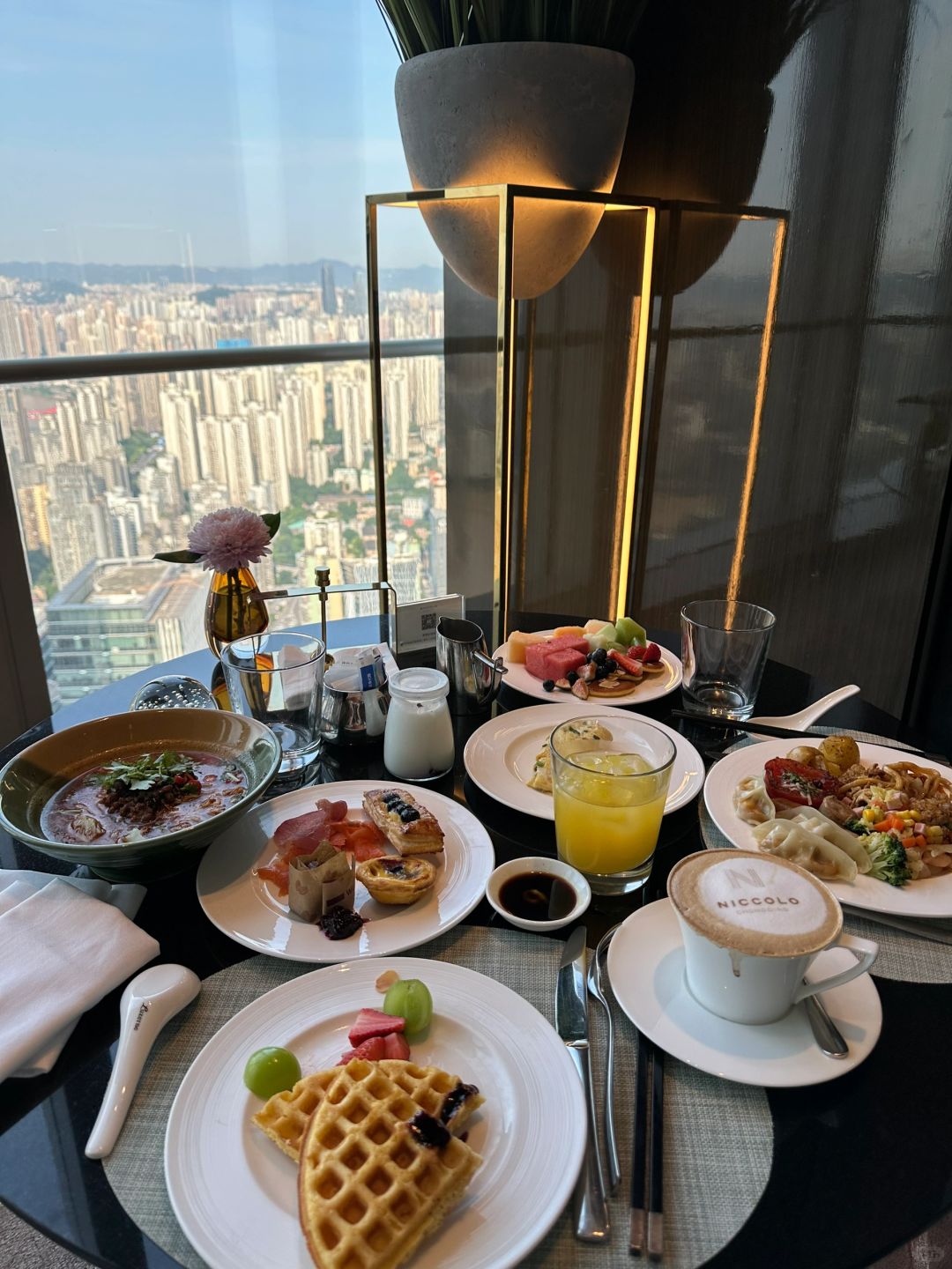 Chengdu/Chongqing-The Nicolo Hotel in Chongqing boasts stunning scenery, even offering views of Hongya Cave