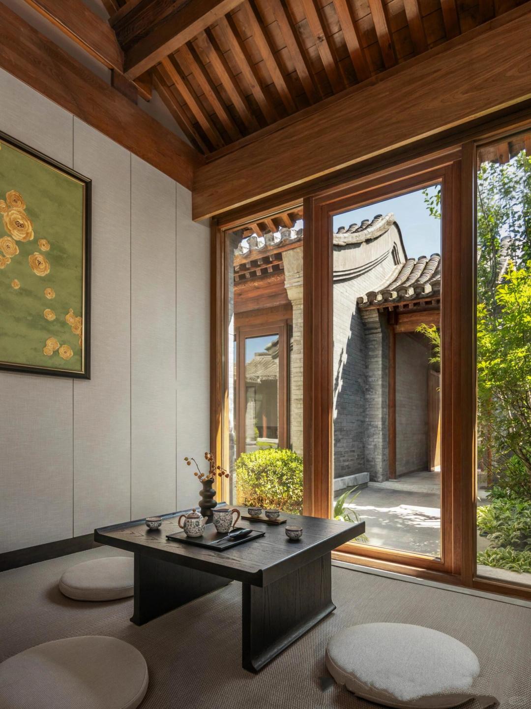 Beijing/Tianjin-Beijing Qianmen Mandarin Oriental Hotel, gathers the creativity of global design masters, perfectly integrating Eastern aesthetics with contemporary luxury styles.