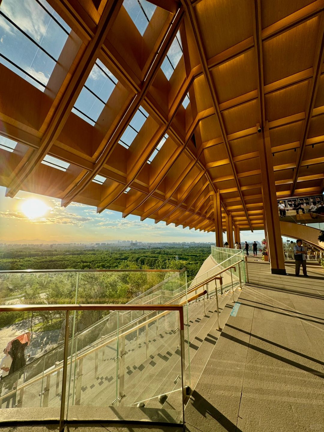 Beijing/Tianjin-Appreciating the urban scenery of Beijing from the observation deck of Nanyuan Forest Wetland Park