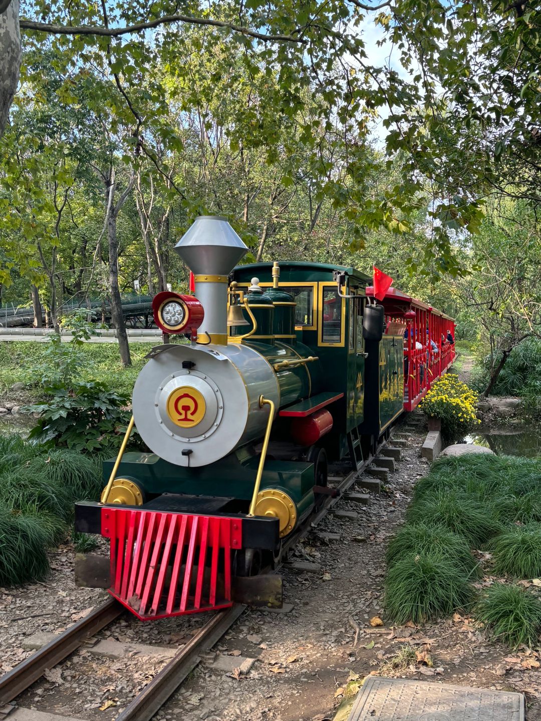 Jiangsu/Zhejiang/Shanghai-Gongqing Forest Park is as beautiful as Monet's garden in his paintings