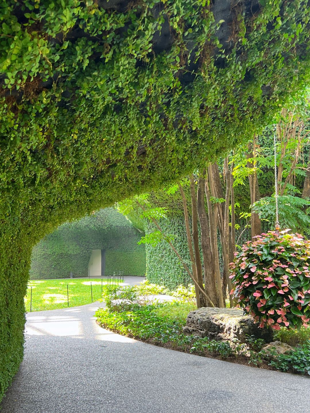 Jiangsu/Zhejiang/Shanghai-Shanghai World Expo Cultural Park: A Leisure Oasis in the City