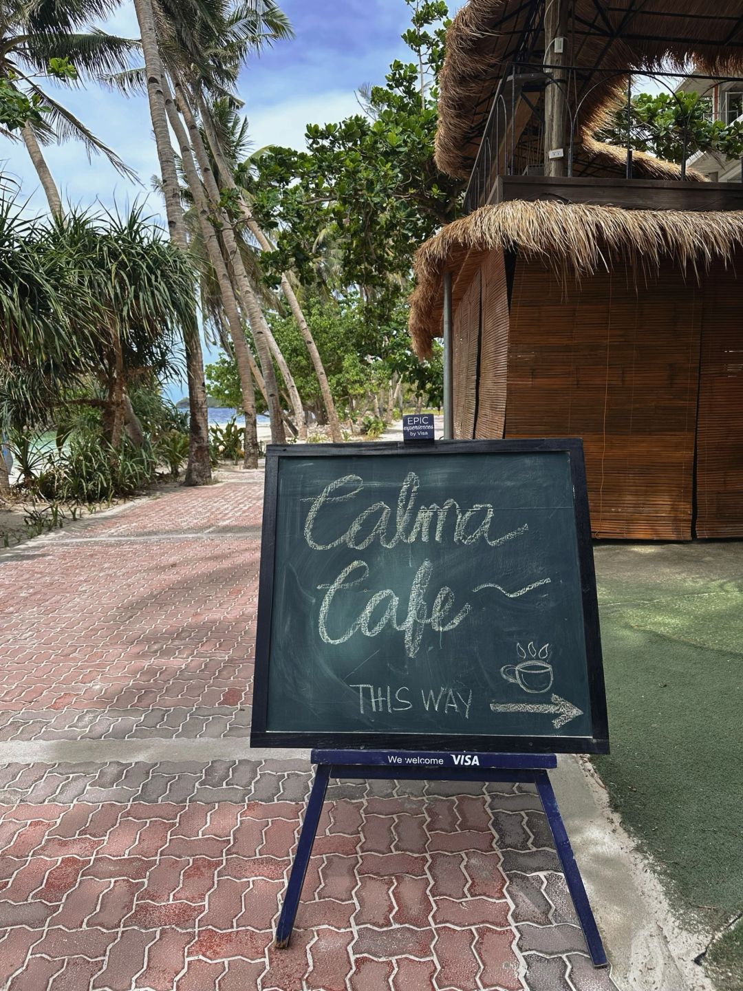 Boracay-Calma Cafe, a seaside cafe in Boracay, where you can lie in a hammock and bask in the sun