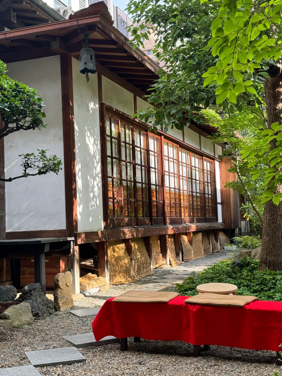 Osaka-Exploring Osaka's Hidden Gems: From Orange Street to 400-year-old  Manpukuji Temple Café