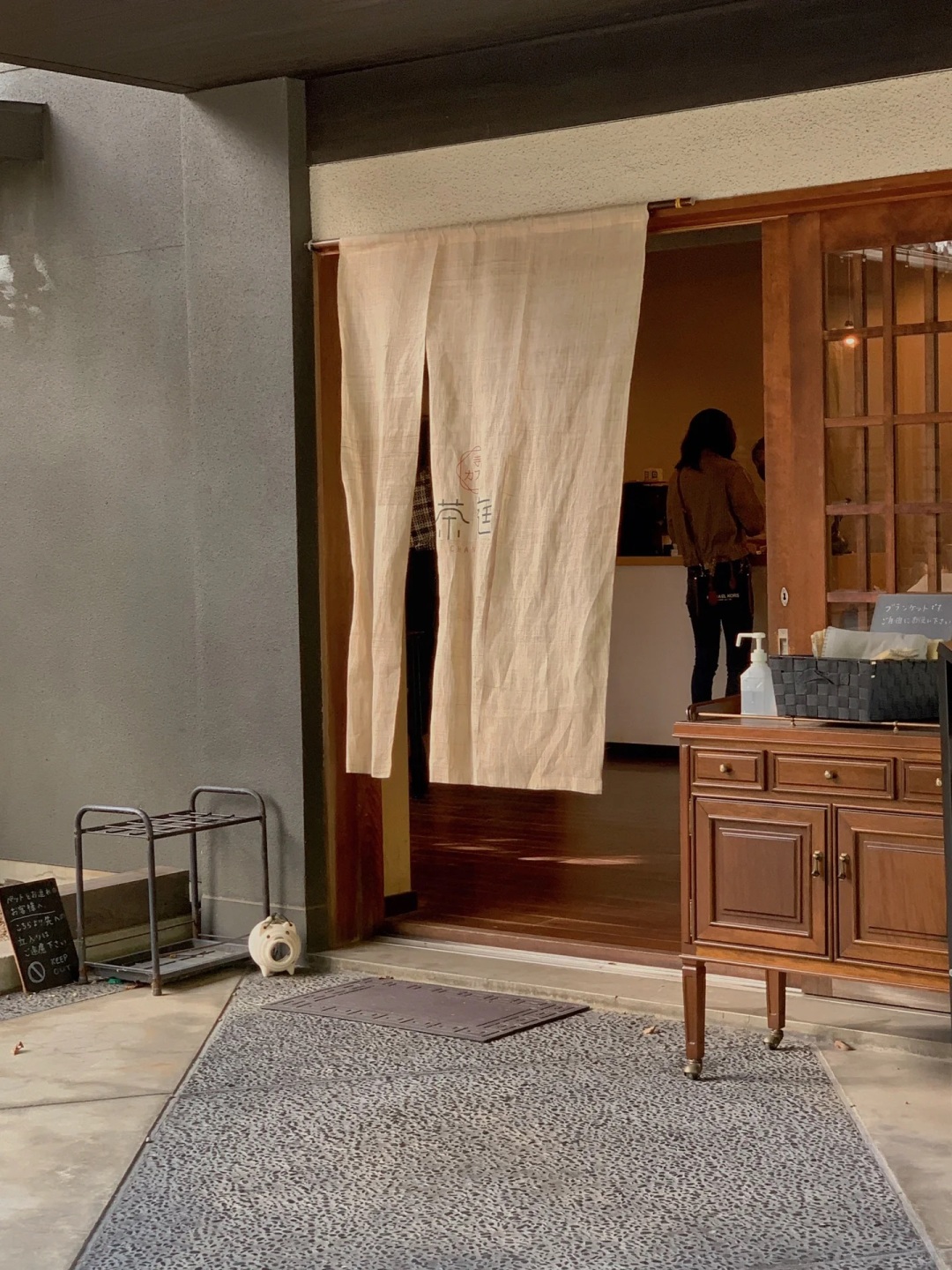 Osaka-Exploring Osaka's Hidden Gems: From Orange Street to 400-year-old  Manpukuji Temple Café