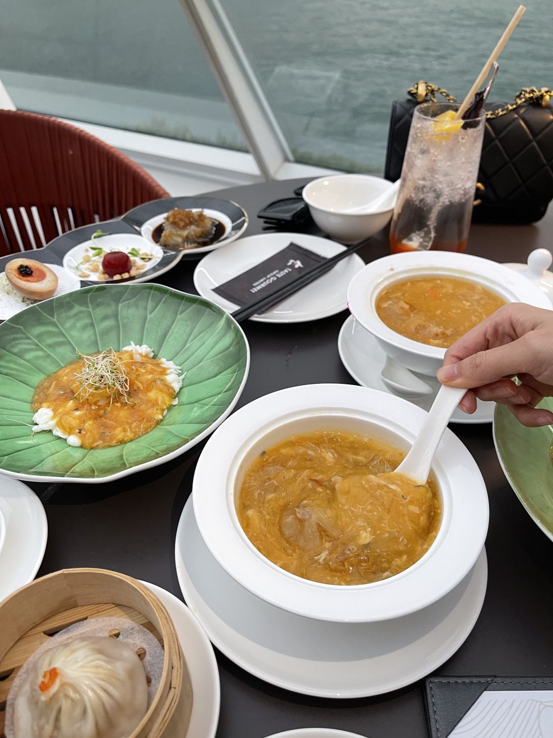 Hong kong-Hong Kong Harbour City restaurant: Enjoy a 270 degree panoramic view of Victoria Harbour and delicious hairy crabs