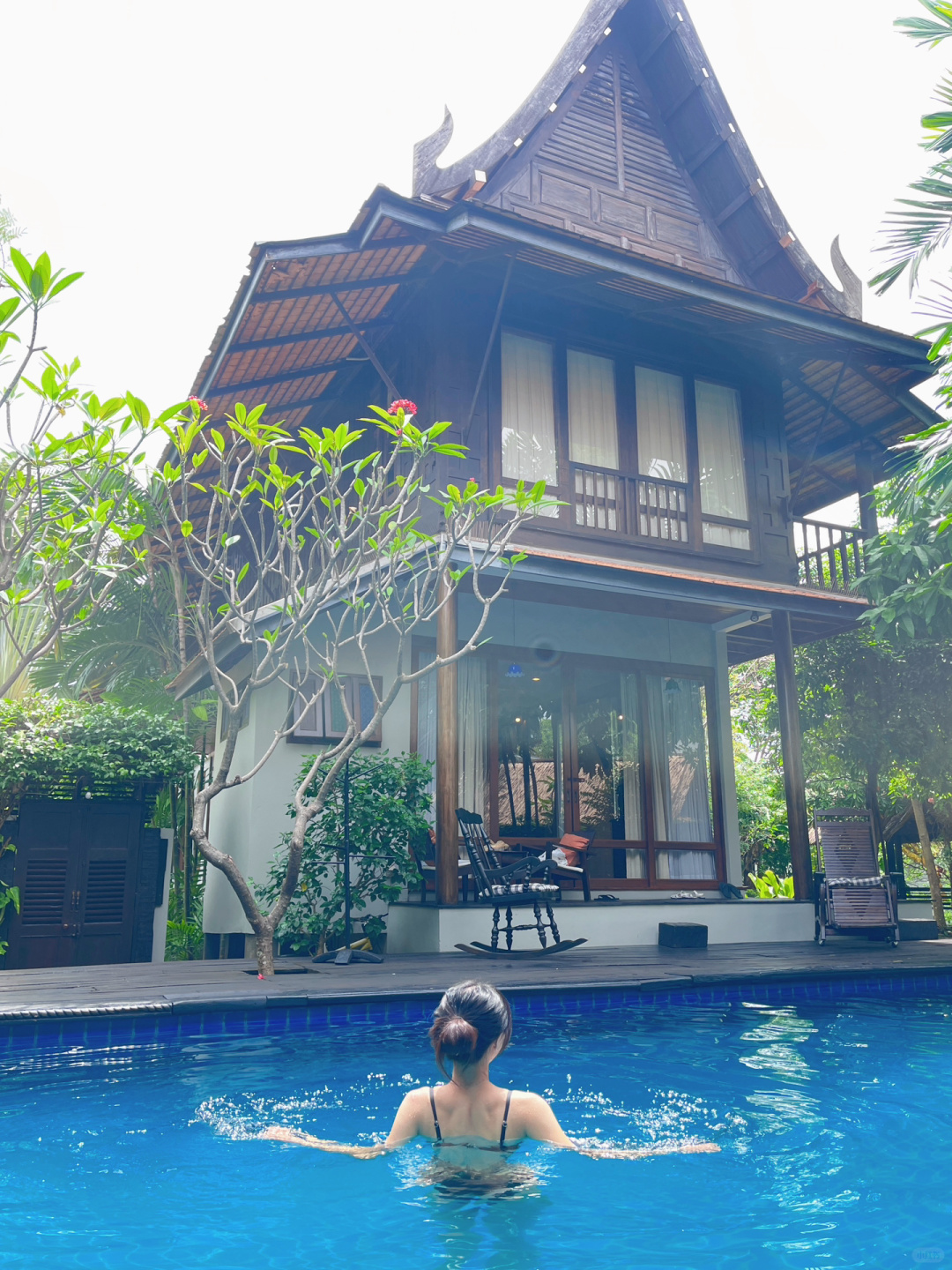 Bangkok-Quite natural thai poolside suite onnut, the most satisfying B&B hotel for traveling and staying in Bangkok