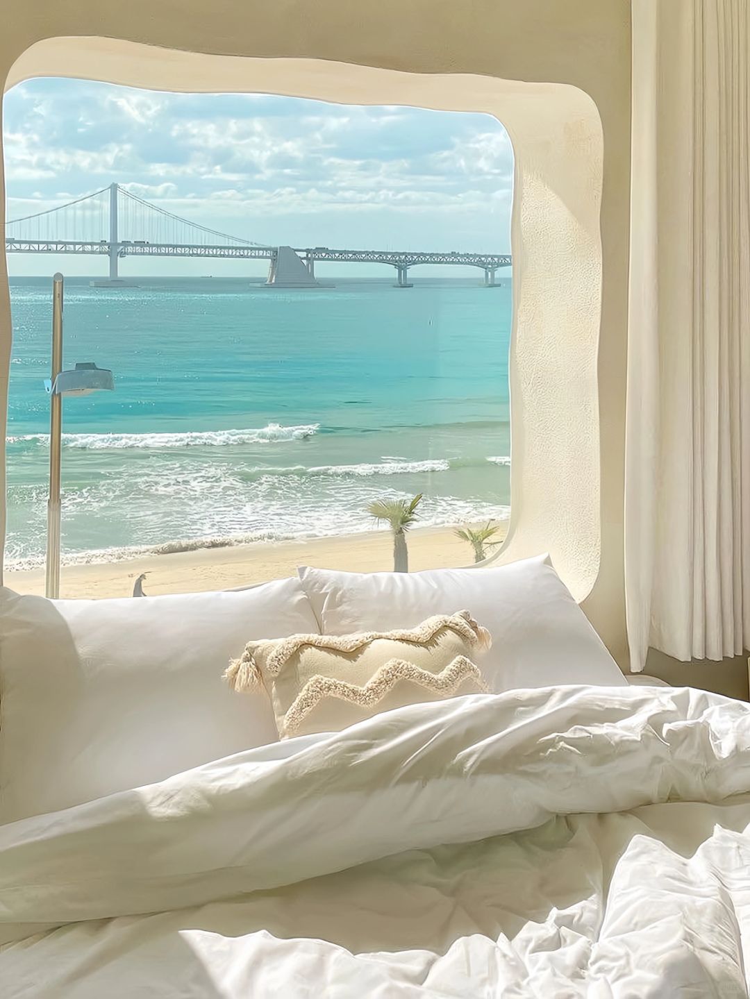 Busan/Jeju-Travel to Busan and stay at Stay moment B&B, where you can see the sea and sunrise