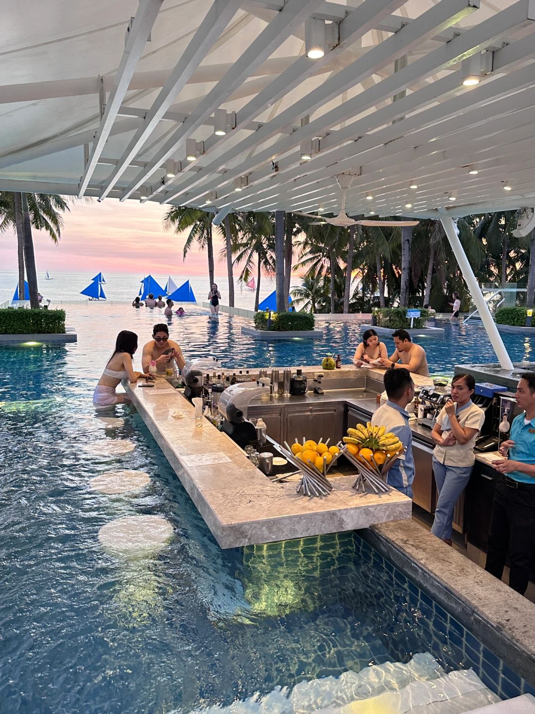 Boracay-S2 Beach Hannah Crystal Sands Hotel, superb pool bar that satisfies all your travel fantasies