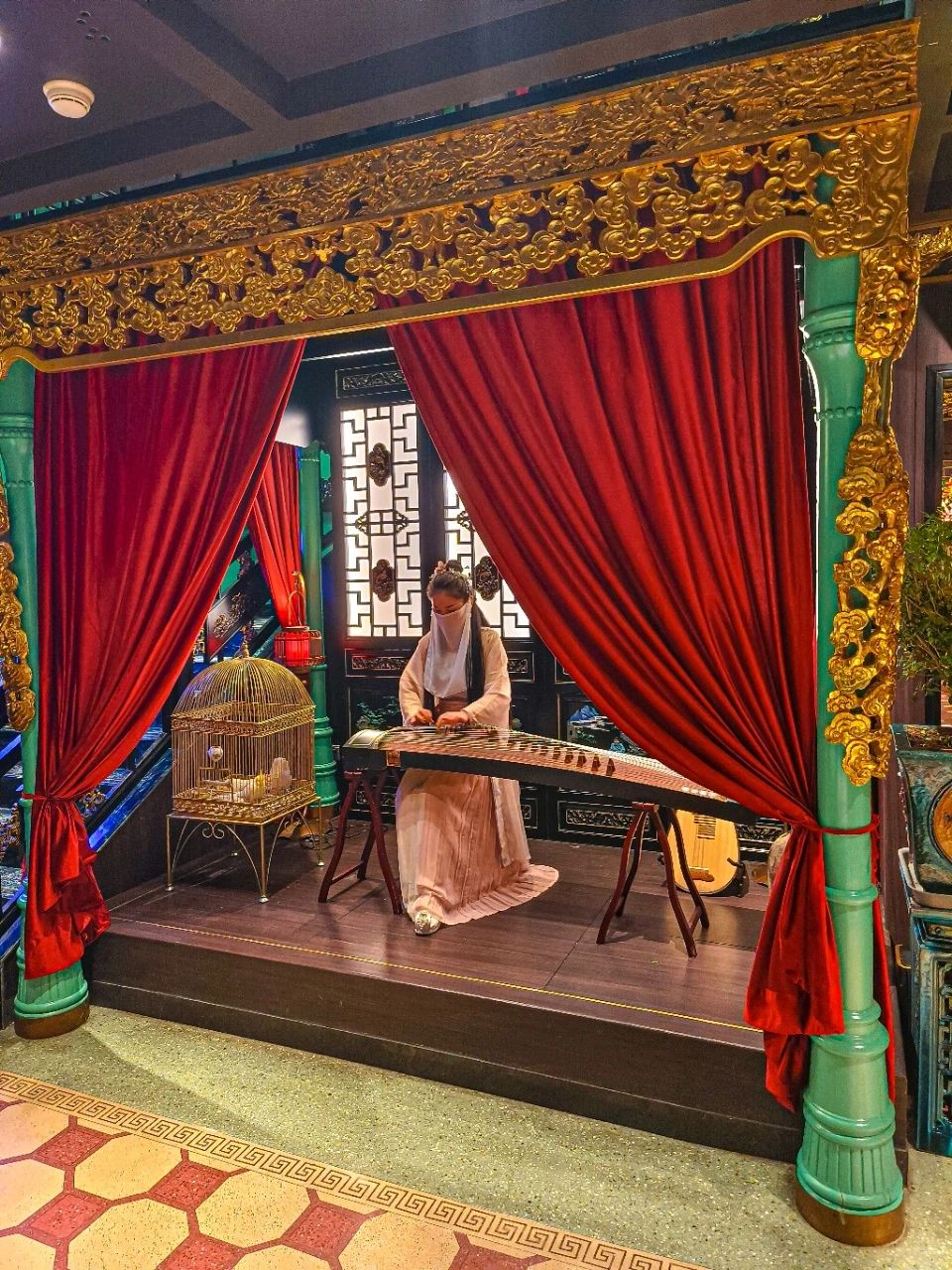 Beijing/Tianjin-Jinfu Salt Gang restaurant is full of Chinese characteristics, and even has guzheng performances!