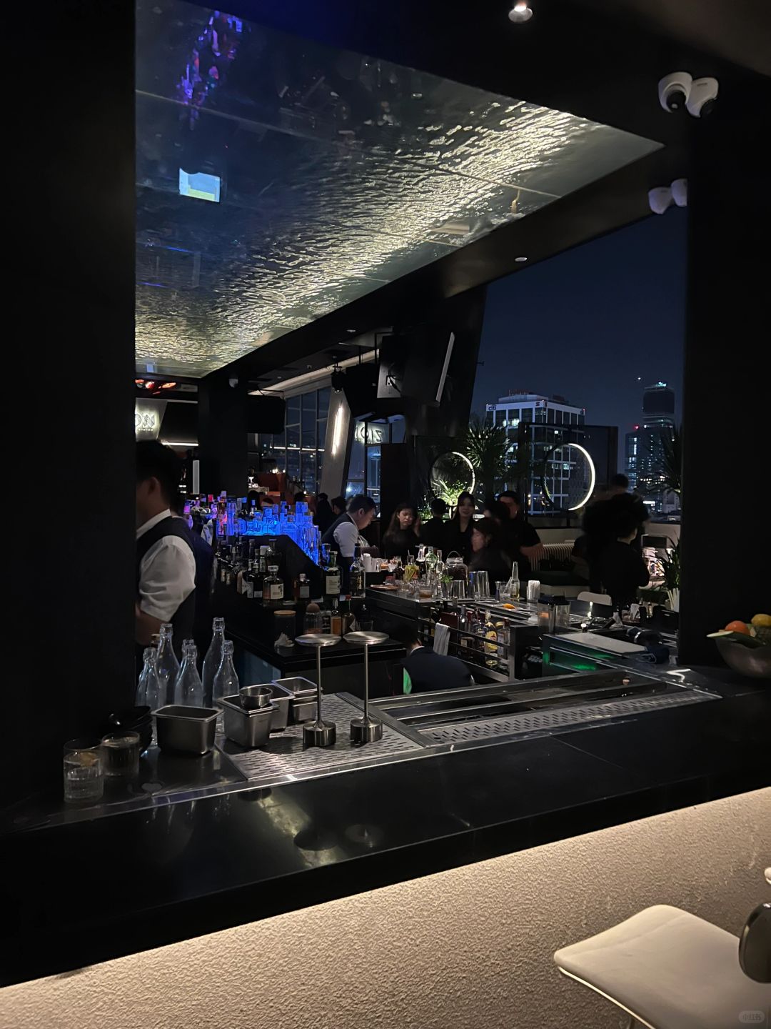 Ho Chi Minh-Zion Sky Lounge, Luxurious nightclub in Ho Chi Minh City, has a beautiful view on the rooftop