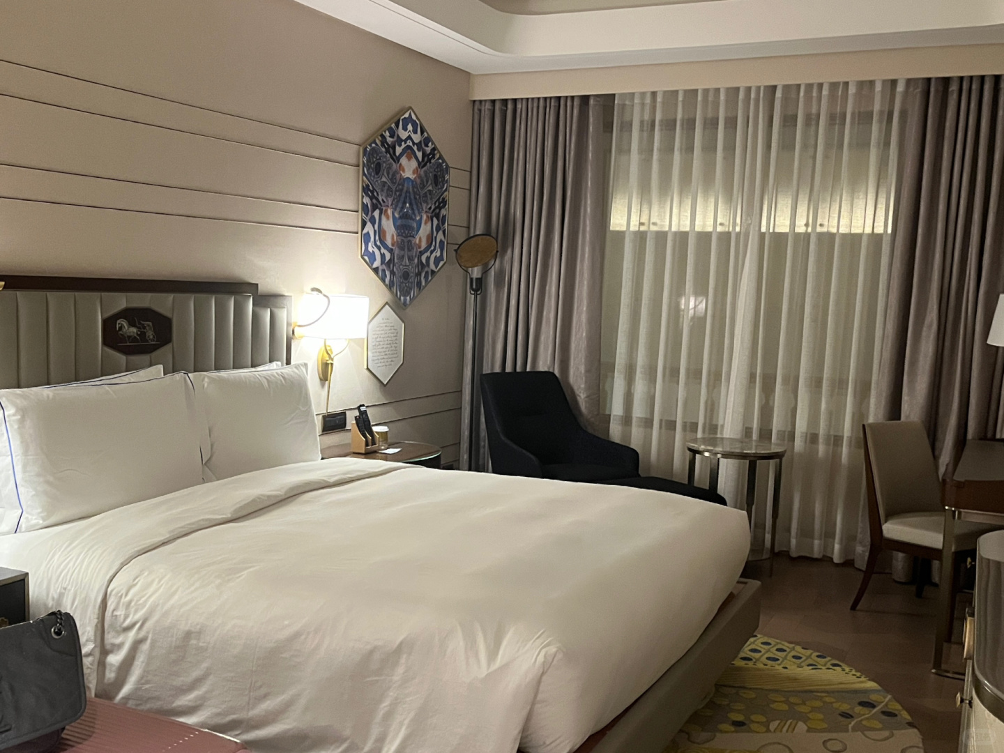 Manila/Luzon-Admiral Hotel Manila MGallery, five-star luxury, only $150 per night including breakfast for 2