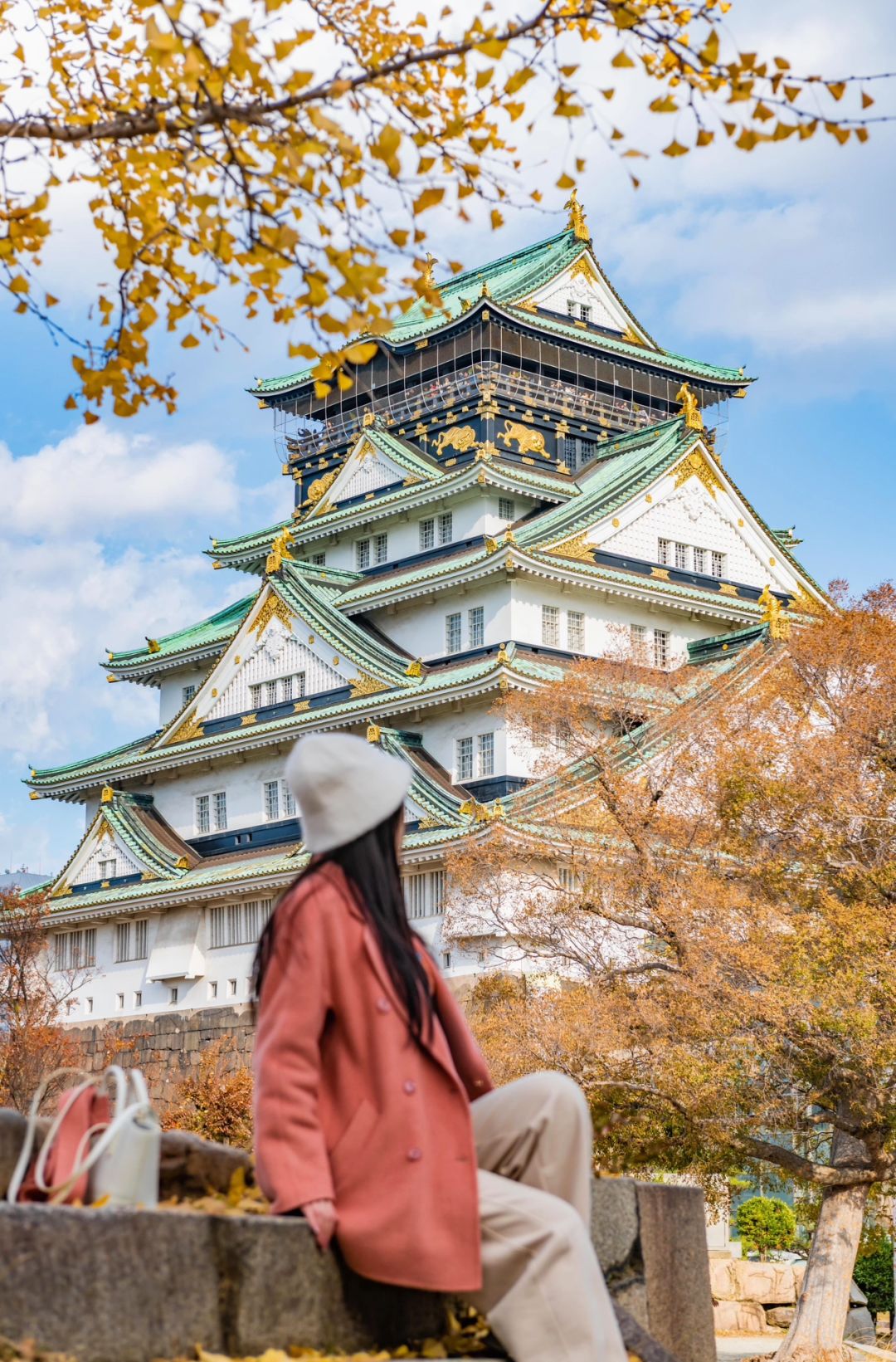 Osaka-Osaka Castle Park~The most beautiful seat at the castle tower~