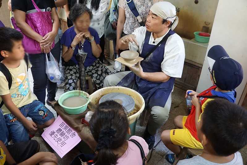 Taiwan-One-day tour in Taoyuan and Miaoli Garden. Rush Cultural Center Rice Field Painting and Chinese Pottery Kiln