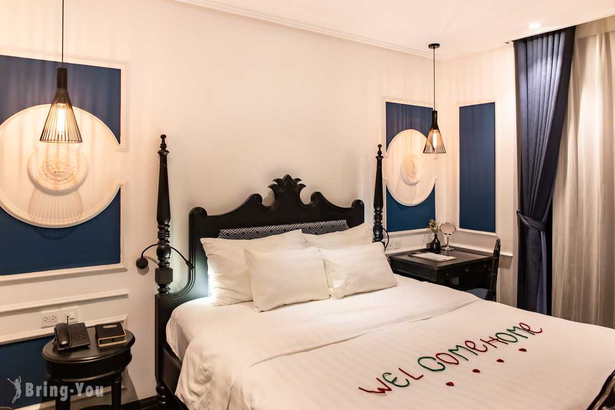 Hanoi-JM Marvel Hotel & Spa, an affordable hotel in Hanoi's Old Quarter, features a rich black European style