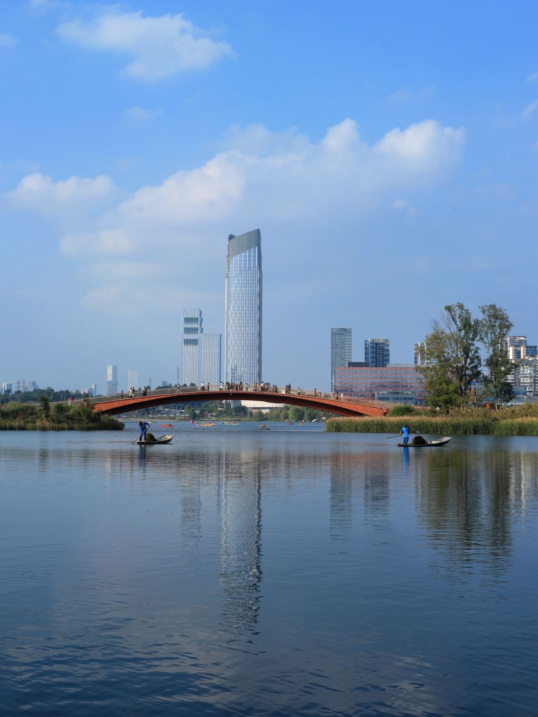 Sichuan-Xinglong Lake in Chengdu provides a seaside experience!