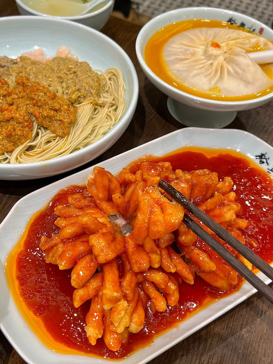 Jiangsu/Zhejiang/Shanghai-Shanghai Yuxingji Bund Branch restaurant! Don’t miss its crab roe noodles and crab noodle soup！