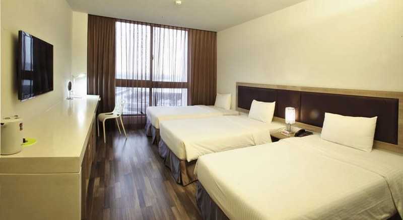 Taiwan-Taoyuan Freedom International Hotel. Close to Nankan Interchange, spacious and comfortable rooms