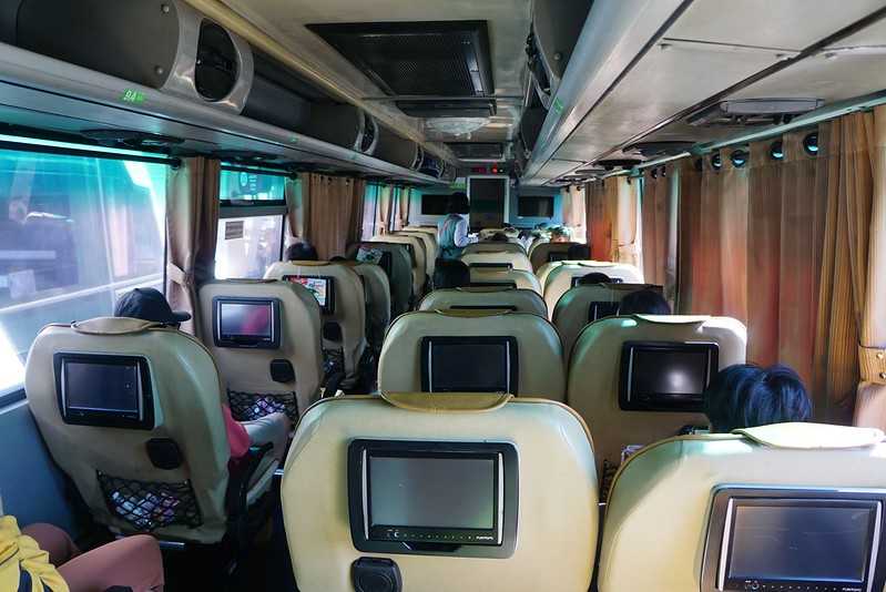 Chiang Mai-Transportation from Chiang Mai to Chiang Rai. Green Bus VIP-Class experience sharing