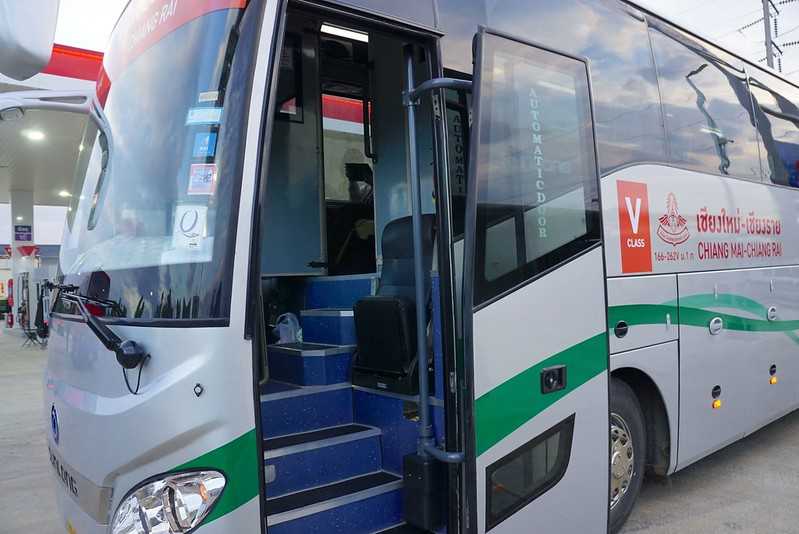 Chiang Mai-Transportation from Chiang Mai to Chiang Rai. Green Bus VIP-Class experience sharing