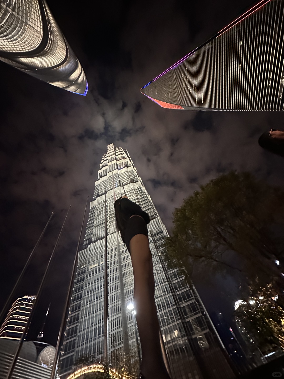 Jiangsu/Zhejiang/Shanghai-There is no better place to take a photo of yourself while traveling in Shanghai than in Lujiazui!