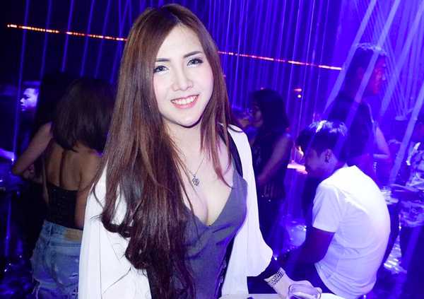 Pattaya-There is a kind of sexual happiness, it is the bad man in Pattaya, Thailand at night