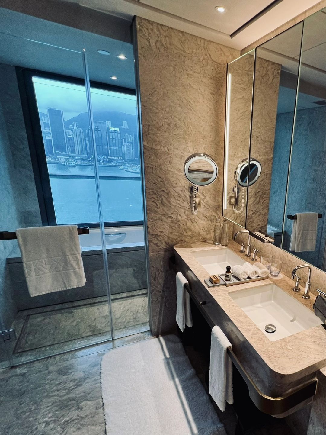 Hong kong-The top-notch experience in Hong Kong hotels, the low-key and luxurious K11 Artus