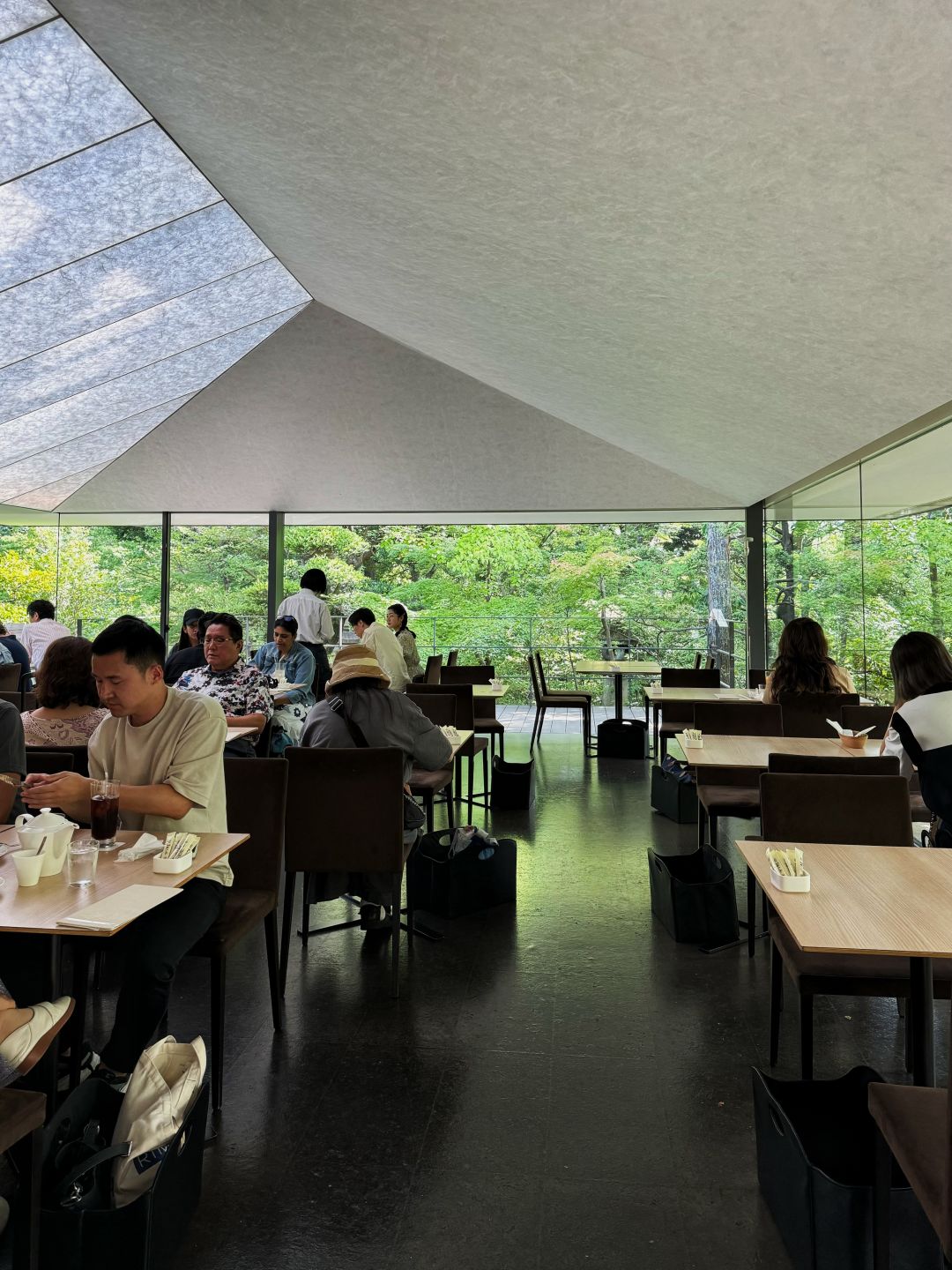 Tokyo-Artful Escape: Experiencing the "Museum 20 Minutes" at Nezu Cafe in the Nezu Museum of Art in Tokyo