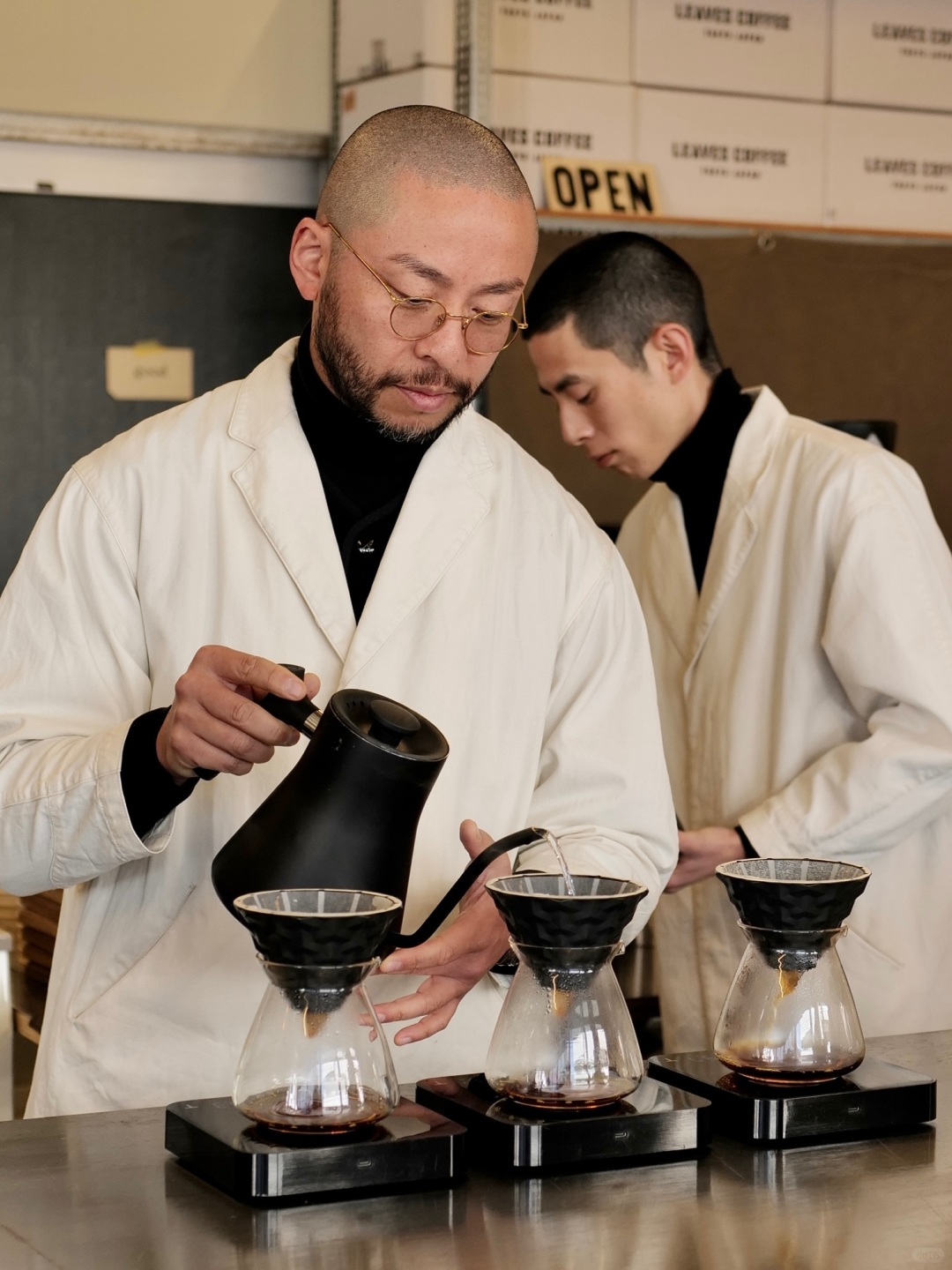 Tokyo-Exploring Tokyo's Top Coffee Shops:Leaves Coffee Roasters,KOFFEE MAMEYA Kakeru ,GLITCH COFFEE