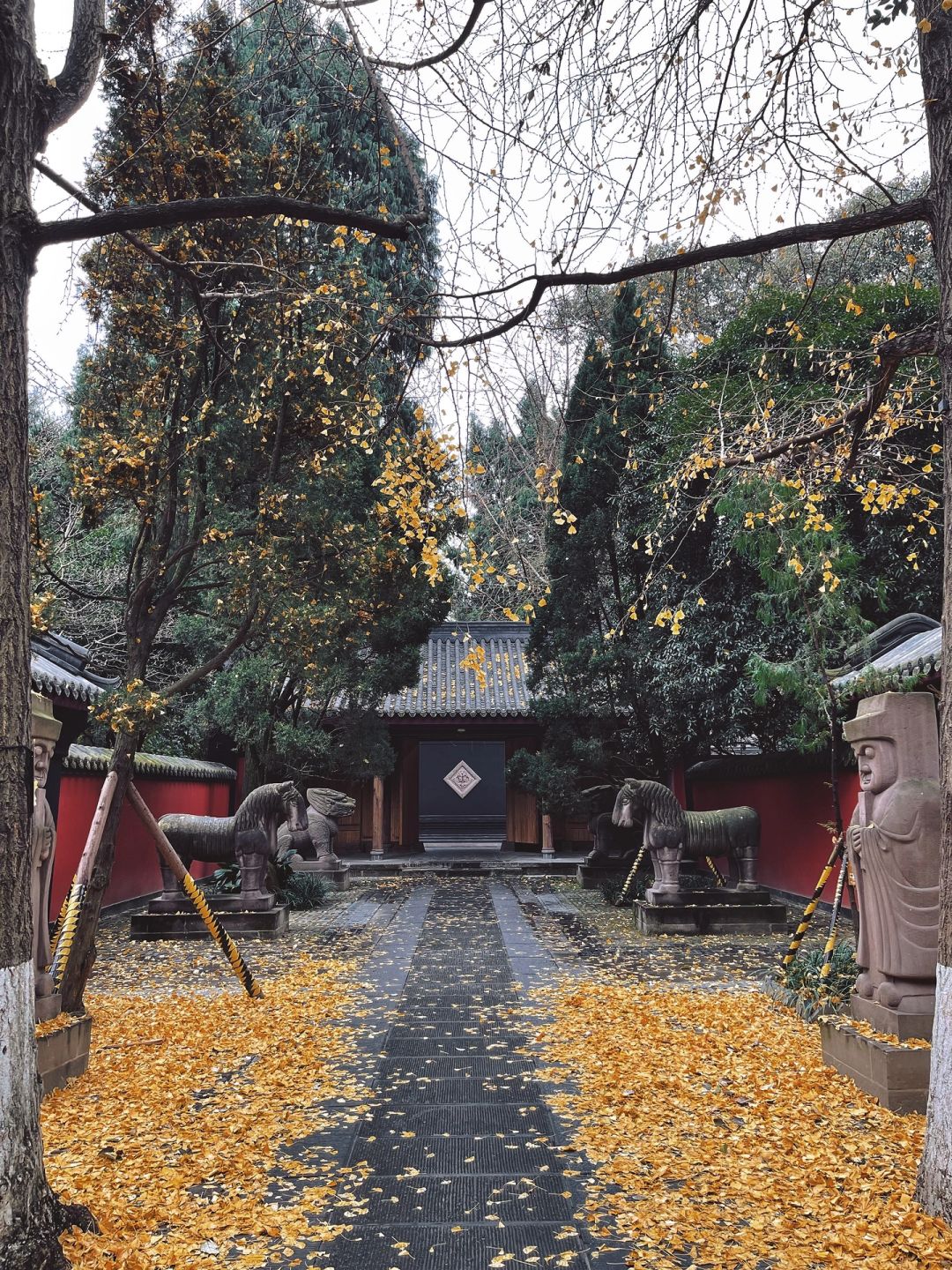 Sichuan-The Wuhou Temple in Chengdu is a memorial hall for Zhuge Liang of the Three Kingdoms period, filled with the atmosphere of Sichuan culture!