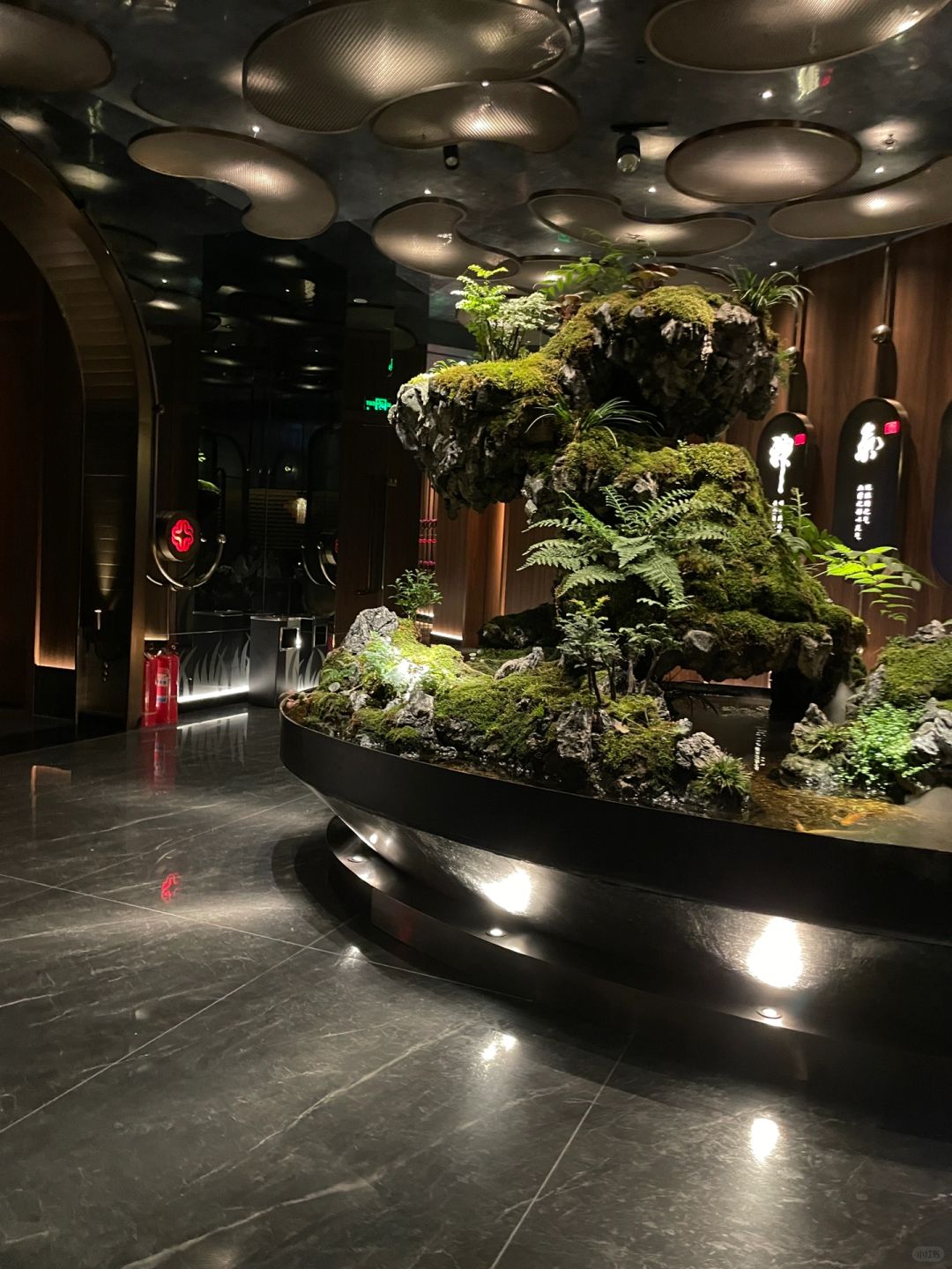 Sichuan-Chengdu Qianzudao SPA, one of the best foot bath shops in Chengdu! There are a lot of customers, you need to make a reservation in advance!