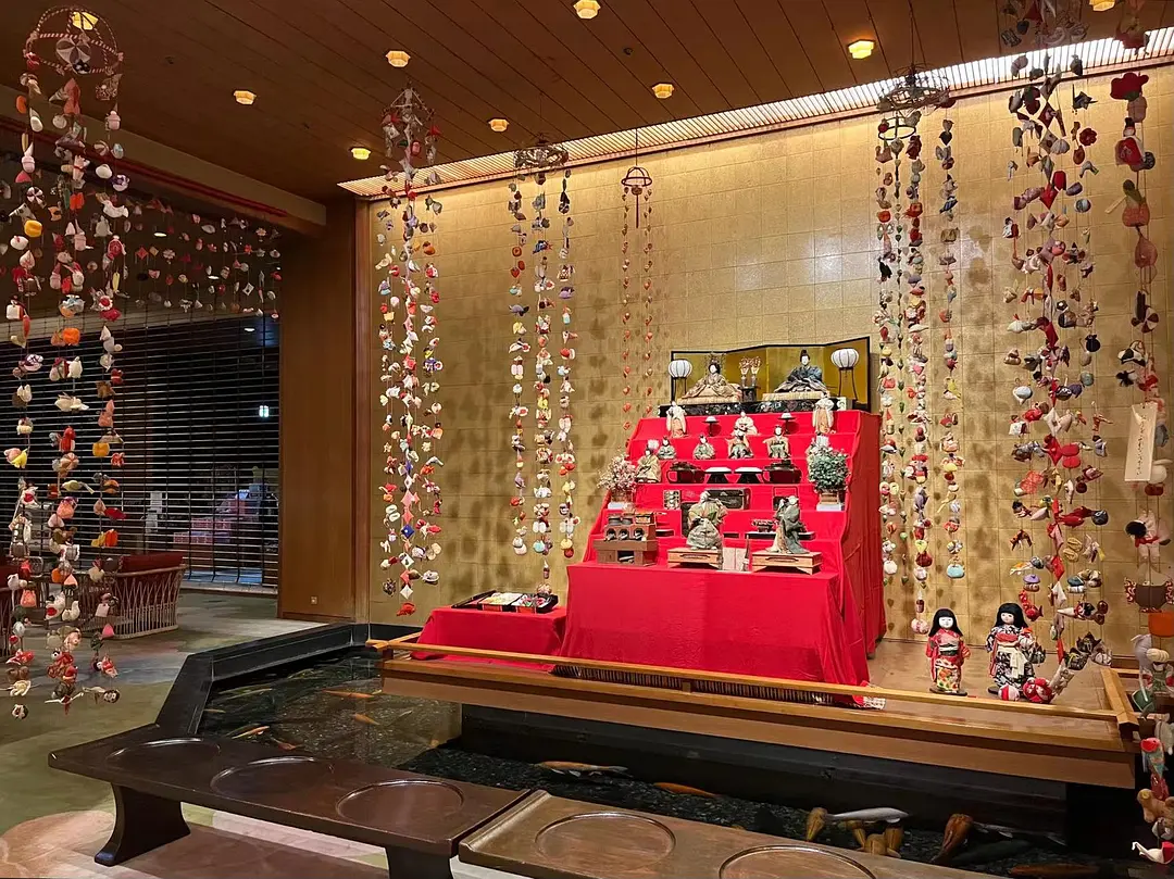 Tokyo-Izu Travel Guide:Shirahama Shrine,Ginsui Village,Ginsuiso hotel  providing "One ​​stay, two meals"