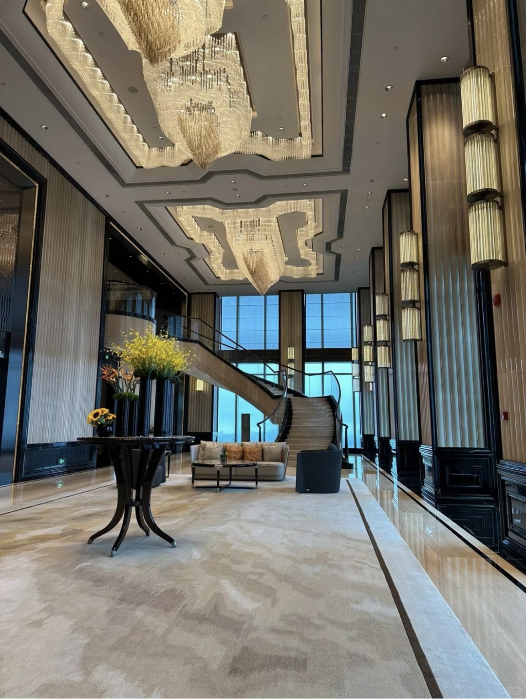 Hunan-Changsha | St. Regis is said to be the best hotel in China⁉️