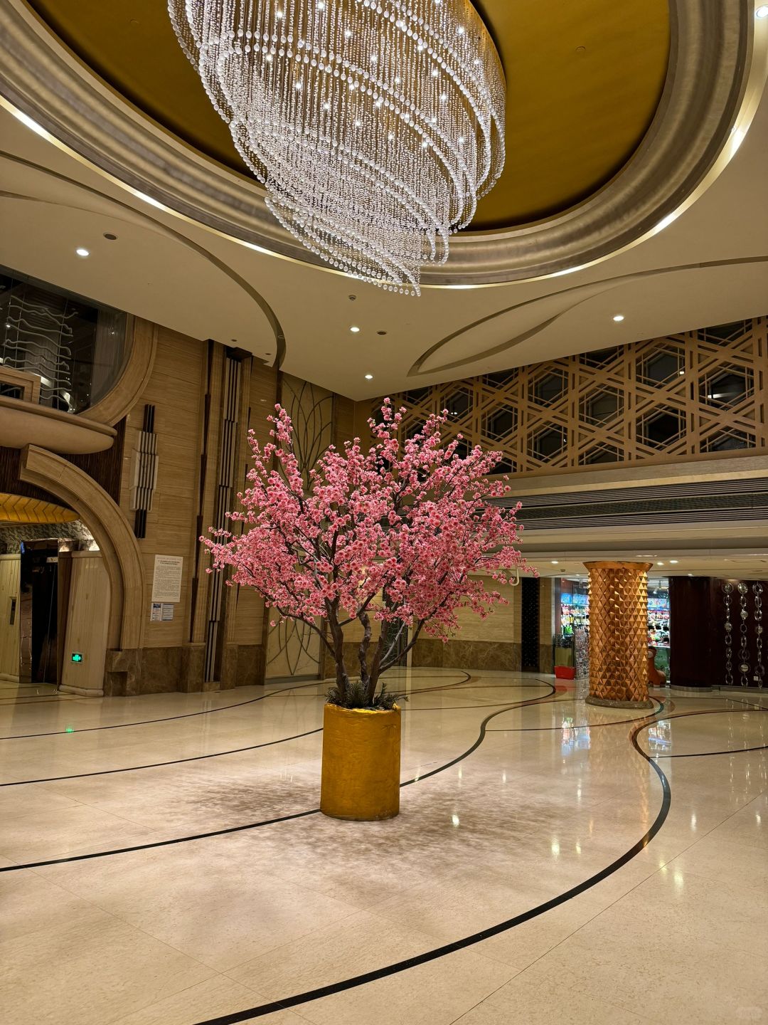 Jiangsu/Zhejiang/Shanghai-Overnight in Pudong, Shanghai: Shanghai Dazhong Airport Hotel