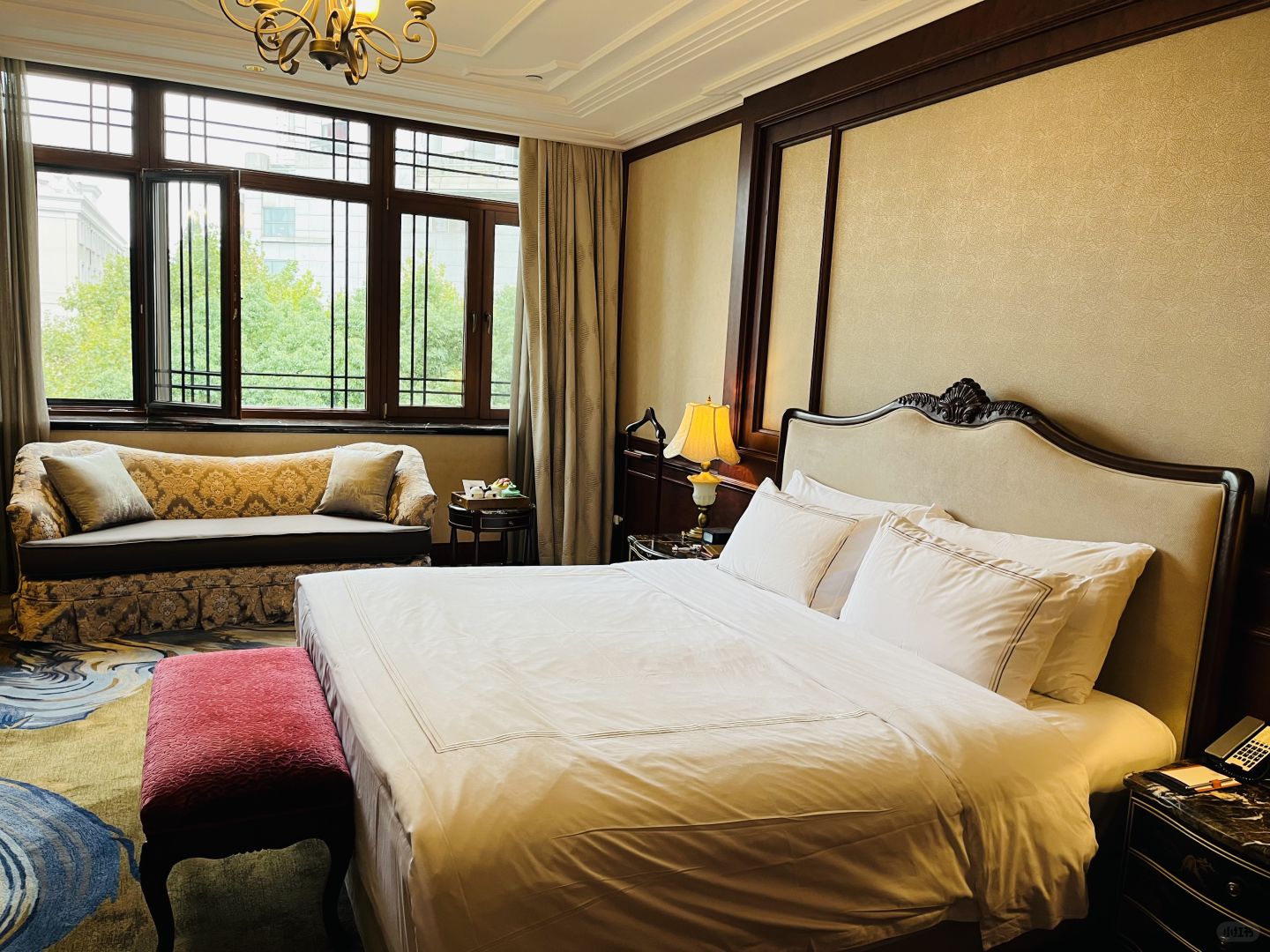 Jiangsu/Zhejiang/Shanghai-Feel the history at Shanghai East Lake Hotel