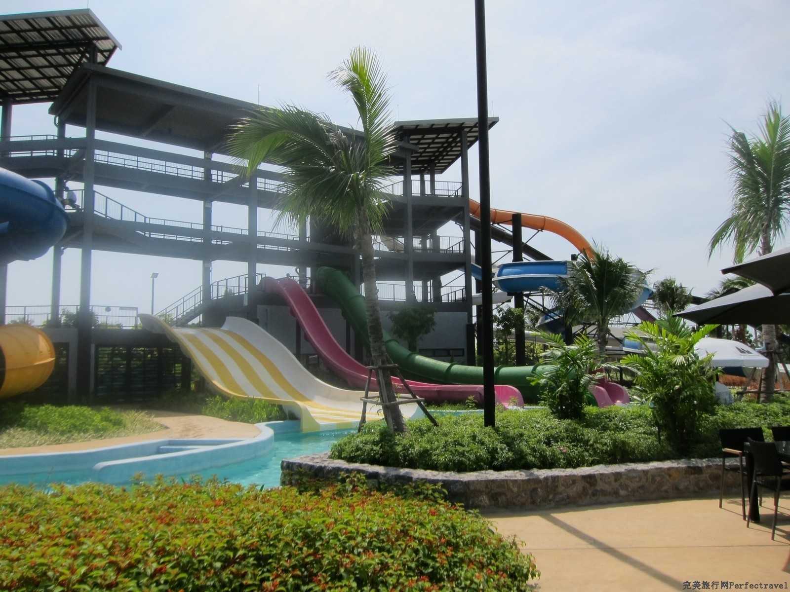 Hua Hin-Hua Hin Black Mountain Water Park, with a wave pool, lazy river, beach pool and children's pool