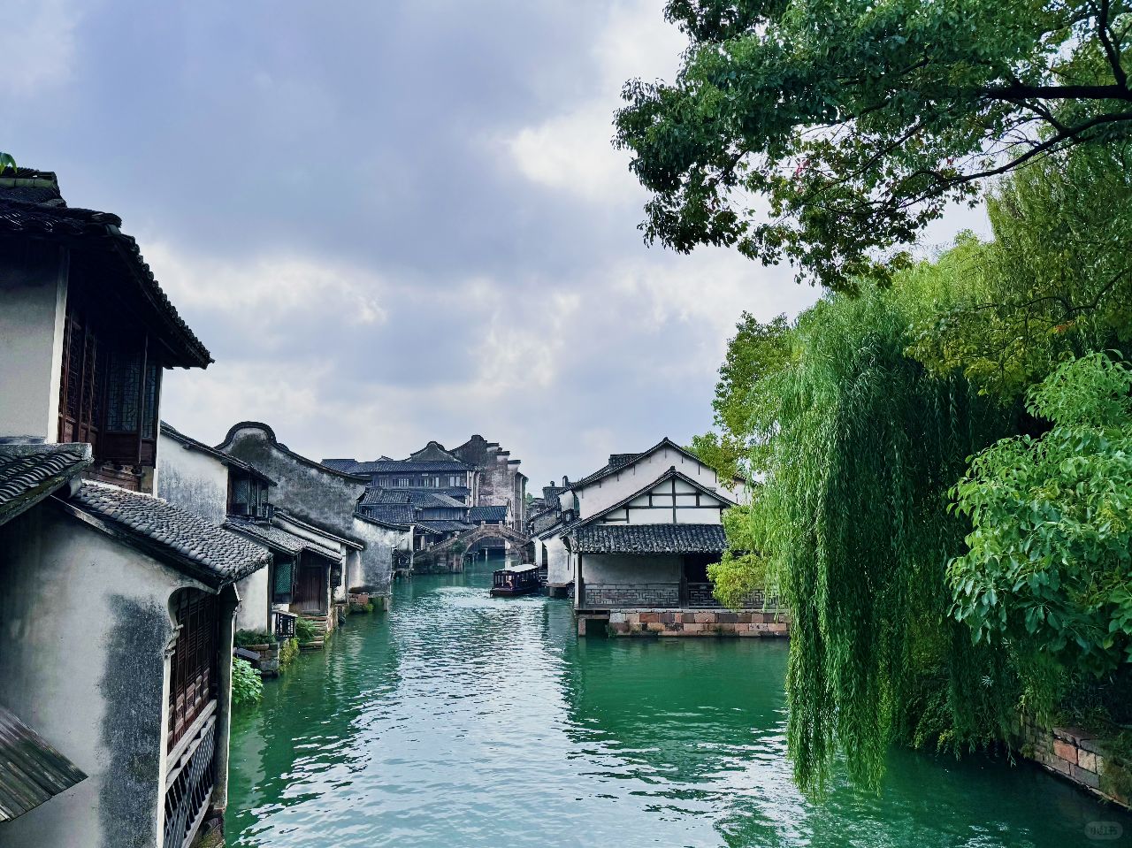 Shanghai/Hangzhou-Wuzhen, Jiangsu is filled with an atmosphere reminiscent of Chinese landscape paintings!