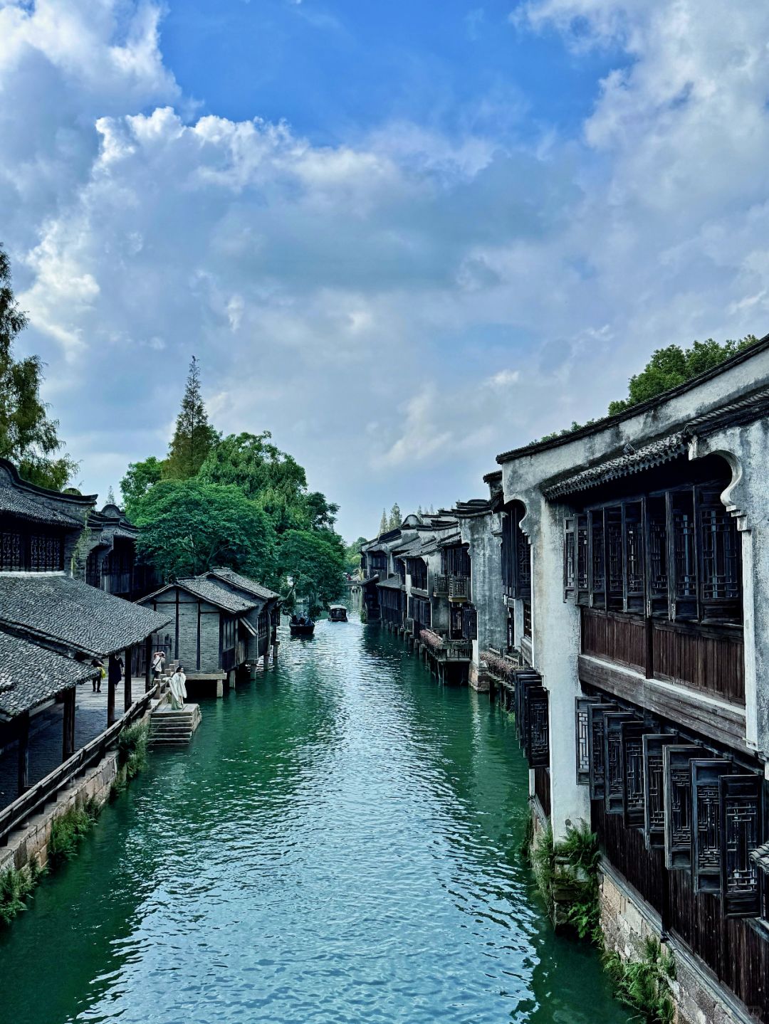 Shanghai/Hangzhou-Wuzhen, Jiangsu is filled with an atmosphere reminiscent of Chinese landscape paintings!