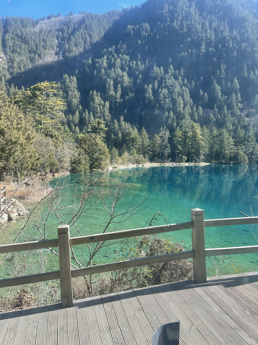 Sichuan-In winter, Jiuzhaigou Valley Scenic and Historic Interest Area, Sichuan, looks like a beautiful fairy tale world!