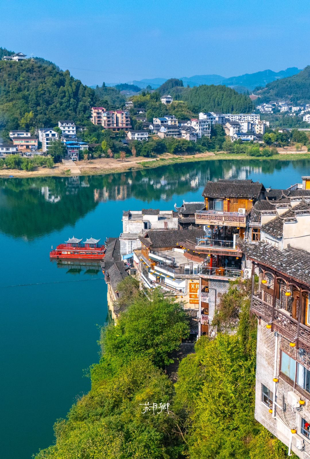 Hunan-Furong Town in Hunan Province is one of the four famous towns in western Hunan and one of the popular ancient towns in recent years.