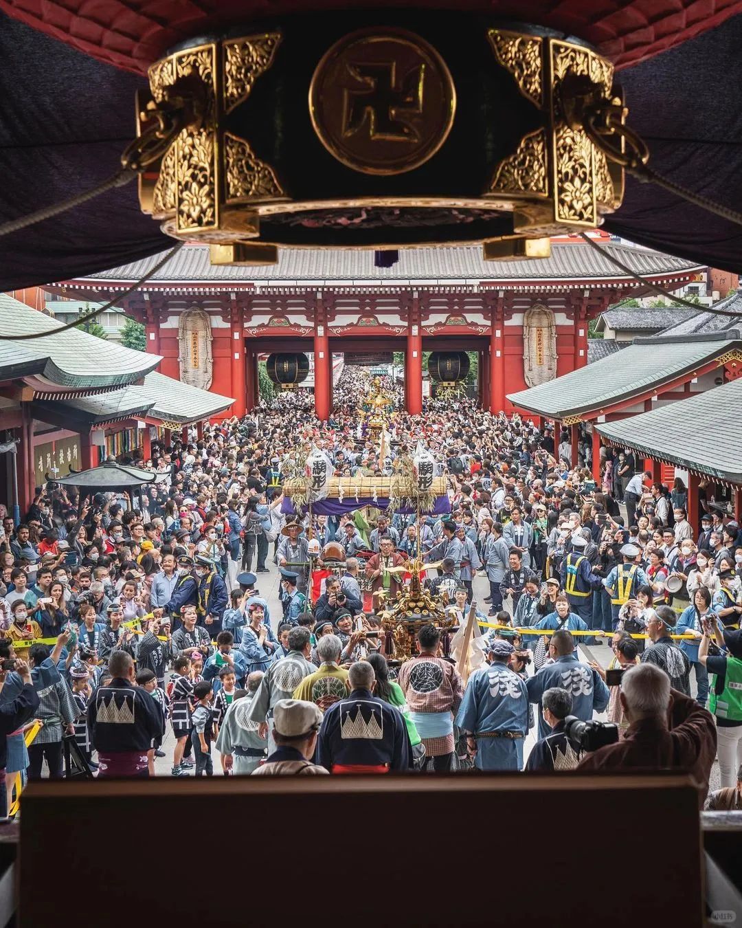 Tokyo-Free travel guide to Sensoji Temple:Thunder Gate,Treasure Gate,Five-Storied Pagoda,Guanyin Hall