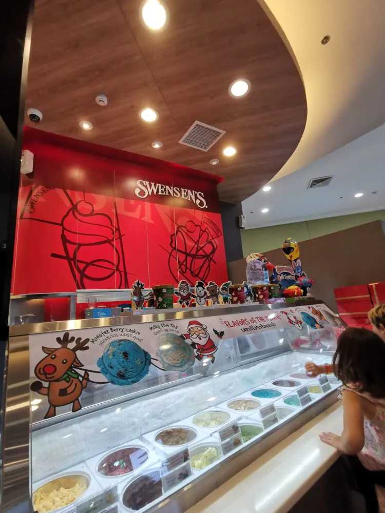 Hua Hin-Swensen's ice cream shop in Hua Hin Mall, Haagen-Dazs ice cream for Thais