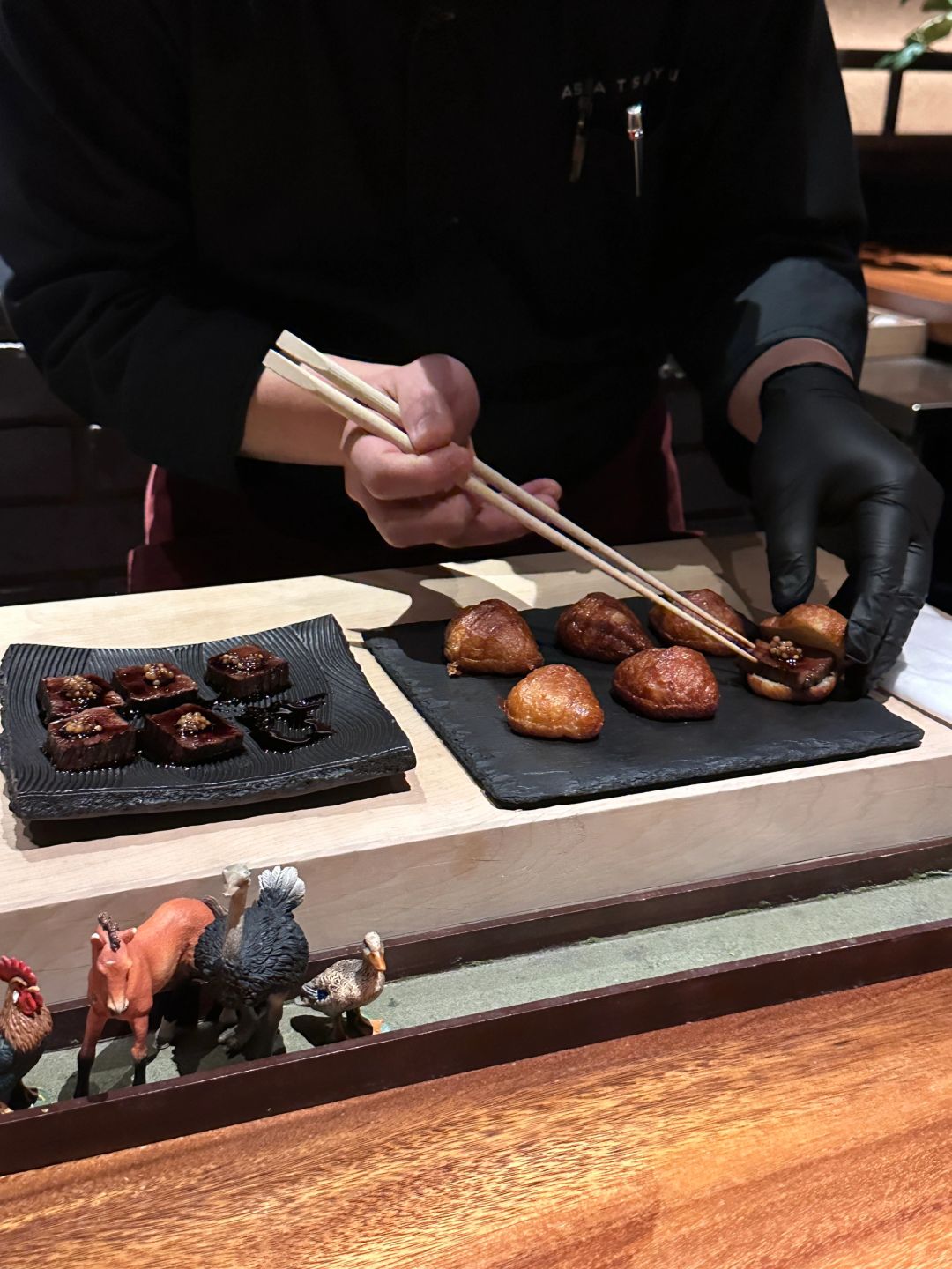 Osaka-[Rakukappo ASATSUYU] game restaurant in Osaka horse with my favoritehorse  meat and sea urchin