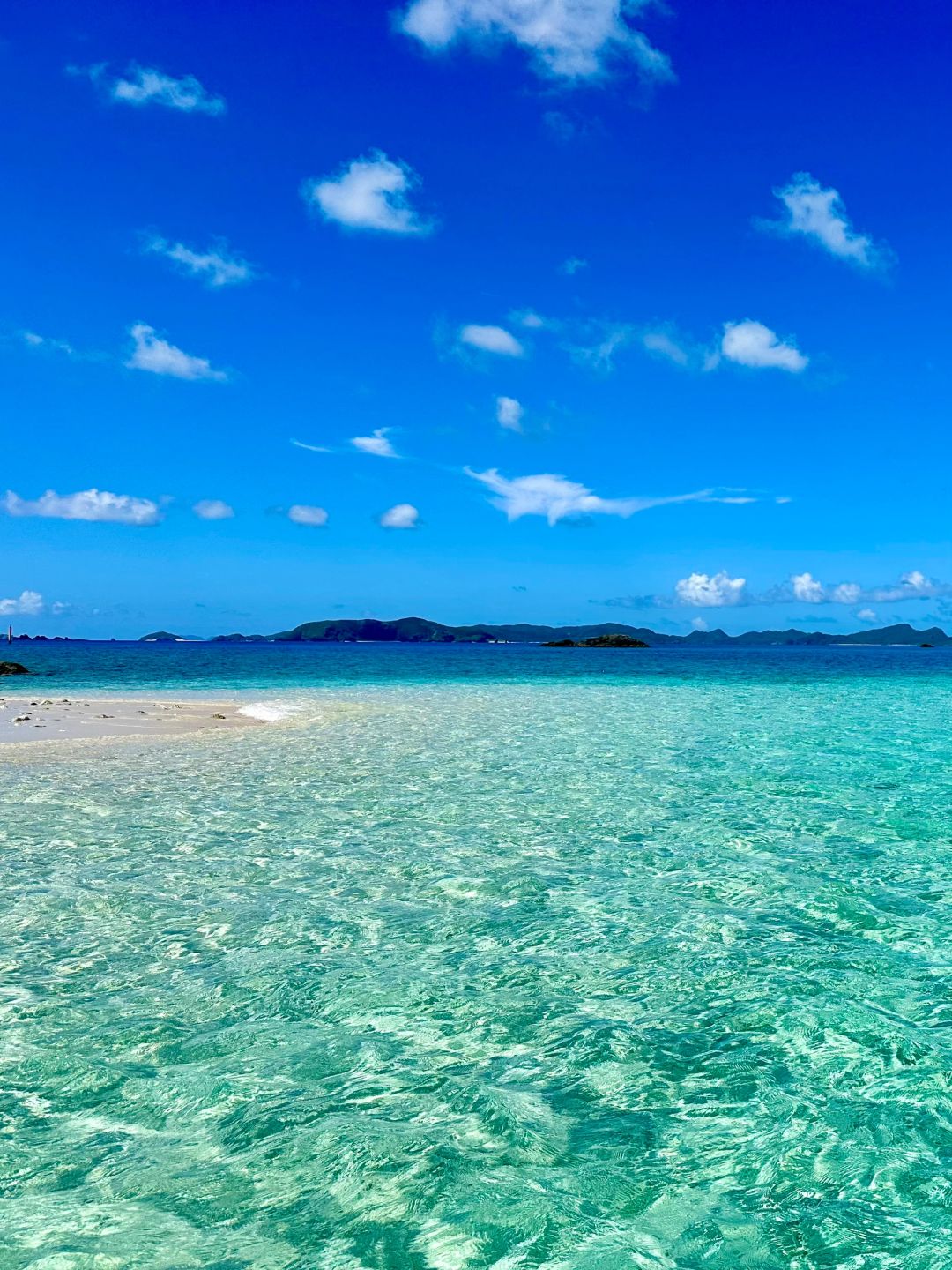 Okinawa-3-hour direct flight to the Glass Sea：Nagaru Island,Tokashiki Island and Zamami Island