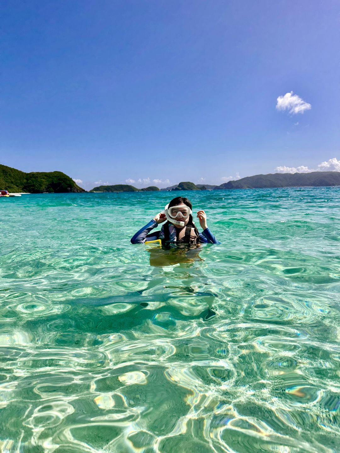 Okinawa-3-hour direct flight to the Glass Sea：Nagaru Island,Tokashiki Island and Zamami Island