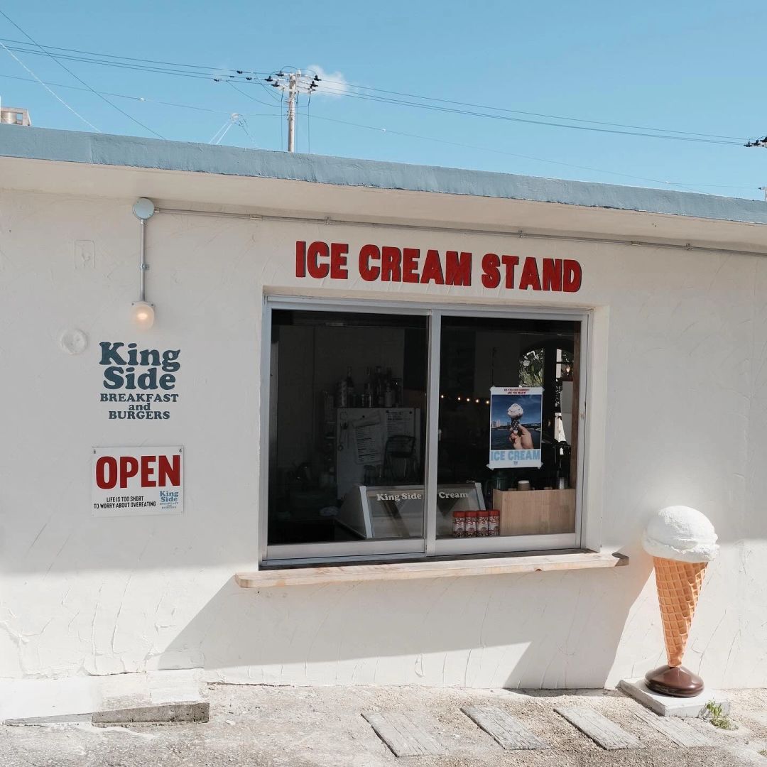 Okinawa-Country American Retro Cafe:cute 𝐊𝐢𝐧𝐠 𝐒𝐢𝐝𝐞 𝐁𝐑𝐄𝐀𝐊𝐅𝐀𝐒𝐓 𝐚𝐧𝐝 𝐁𝐔𝐑𝐆𝐄𝐑,super American country style